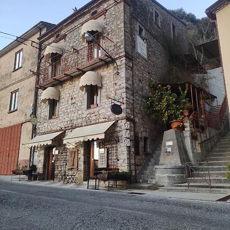 B&B La Fontana Borbone Lauria Inferiore Bagian luar foto