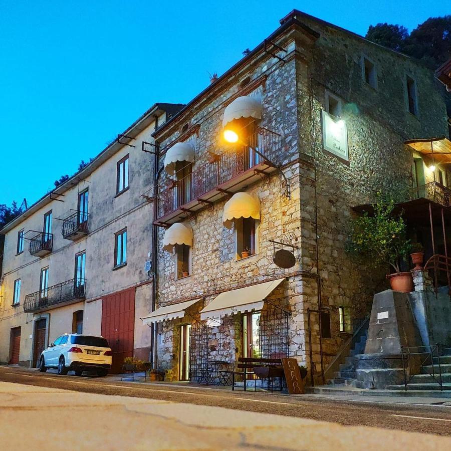 B&B La Fontana Borbone Lauria Inferiore Bagian luar foto