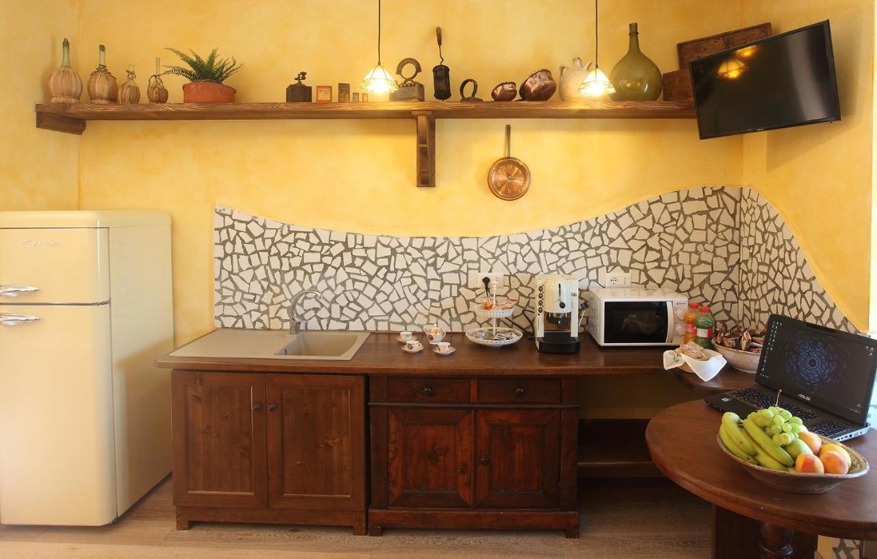 B&B La Fontana Borbone Lauria Inferiore Bagian luar foto