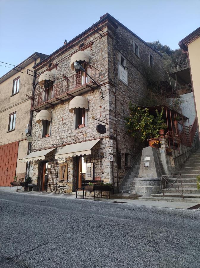 B&B La Fontana Borbone Lauria Inferiore Bagian luar foto