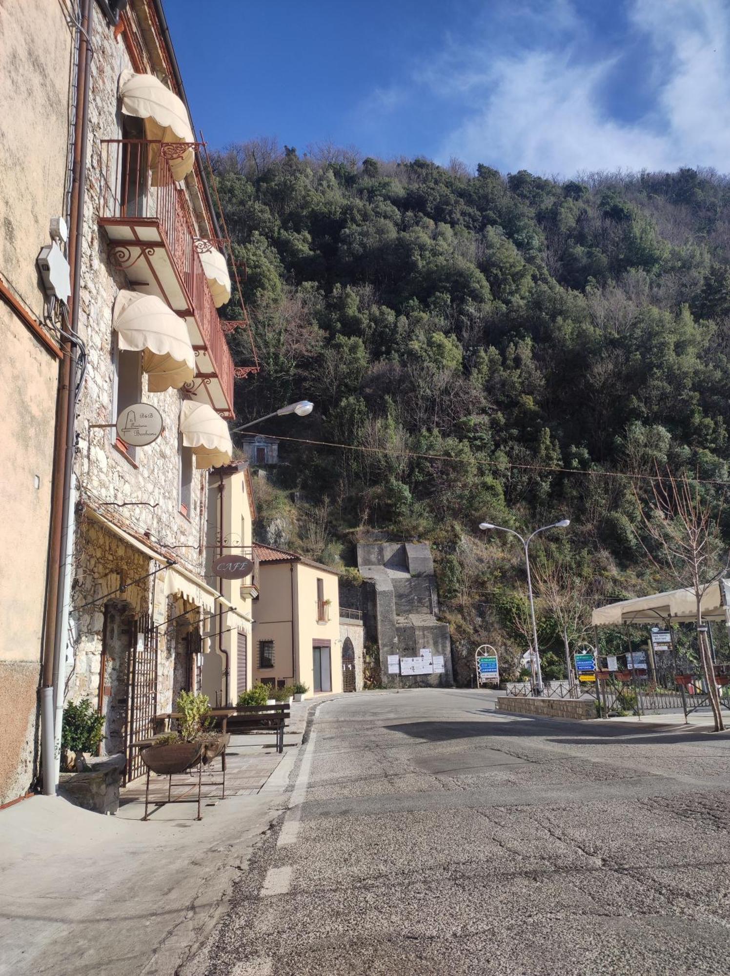 B&B La Fontana Borbone Lauria Inferiore Bagian luar foto