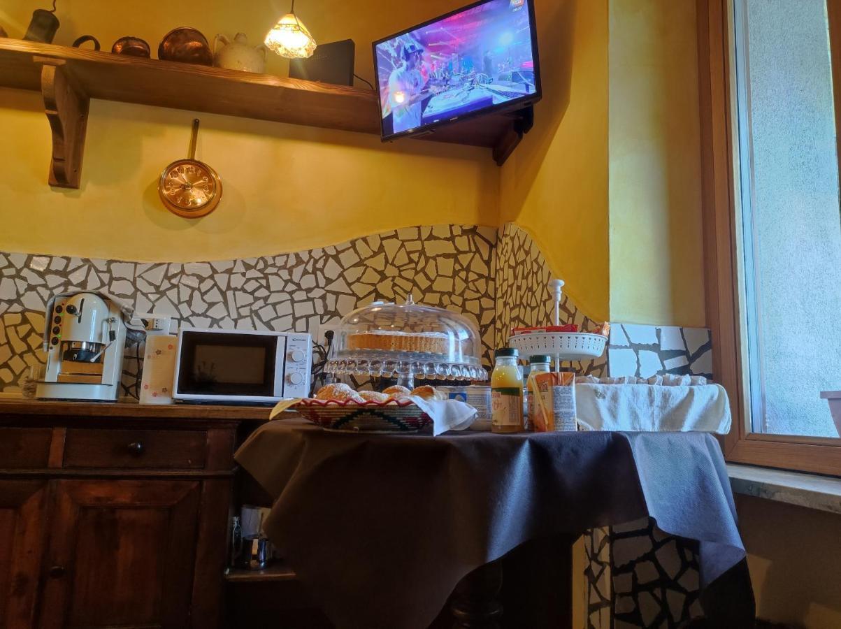 B&B La Fontana Borbone Lauria Inferiore Bagian luar foto